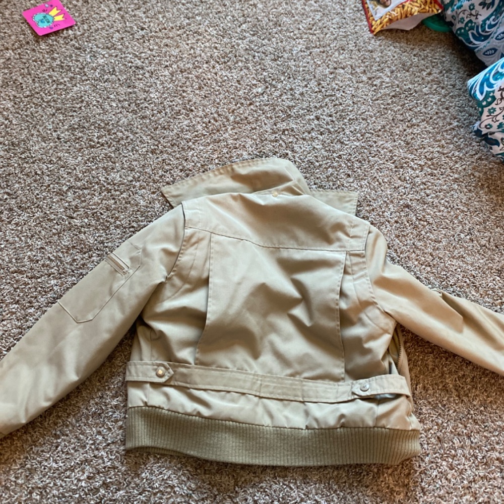 Beige jacket - Picture 2 of 4